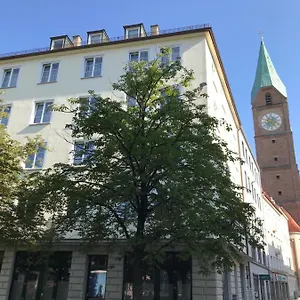 Der Tannenbaum 2* Мюнхен